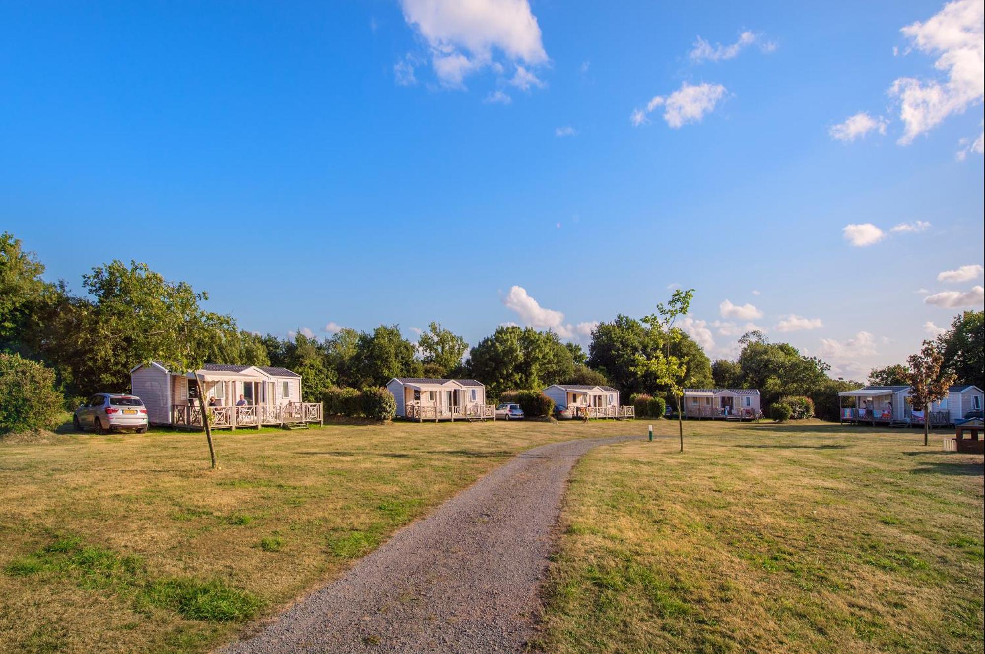 Camping Rcn La Ferme Du Latois Coex ภายนอก รูปภาพ